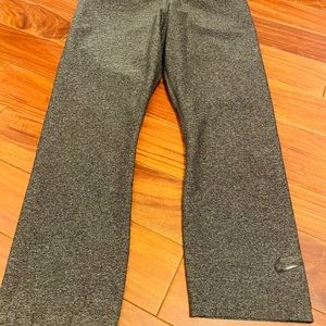 Nike Grey Athleic crops - M
